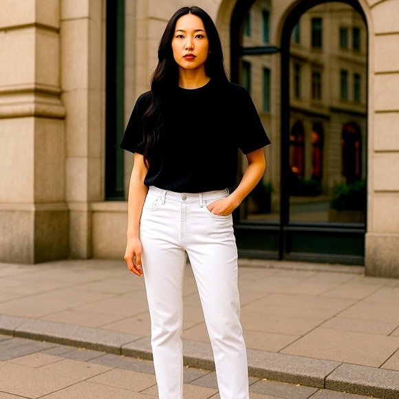 Nine West Women’s White Jeans Size 10 Mid Rise Skinny Stretch Summer Vacation - Picture 1 of 4